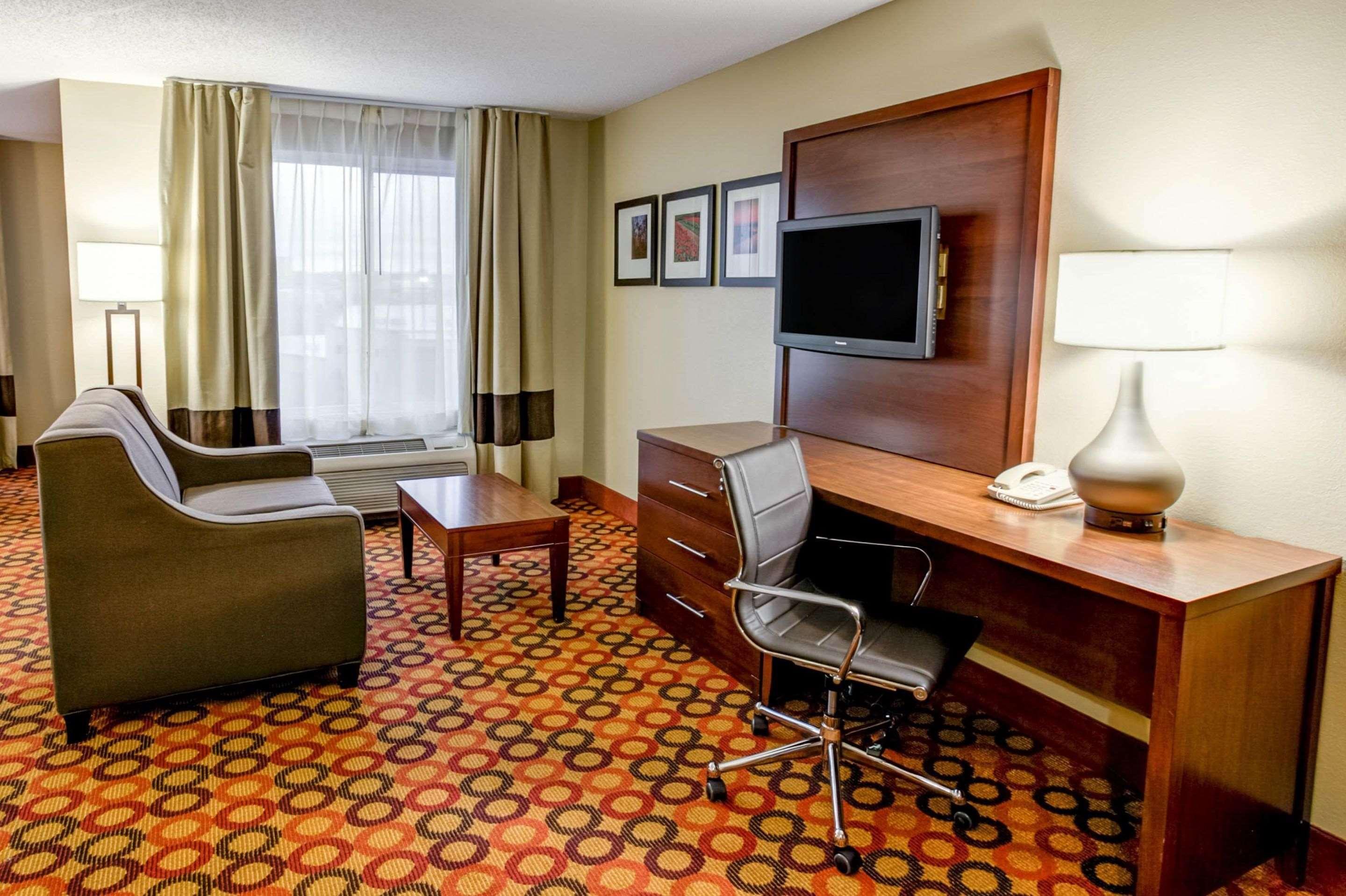 Comfort Suites Concord Mills Εξωτερικό φωτογραφία
