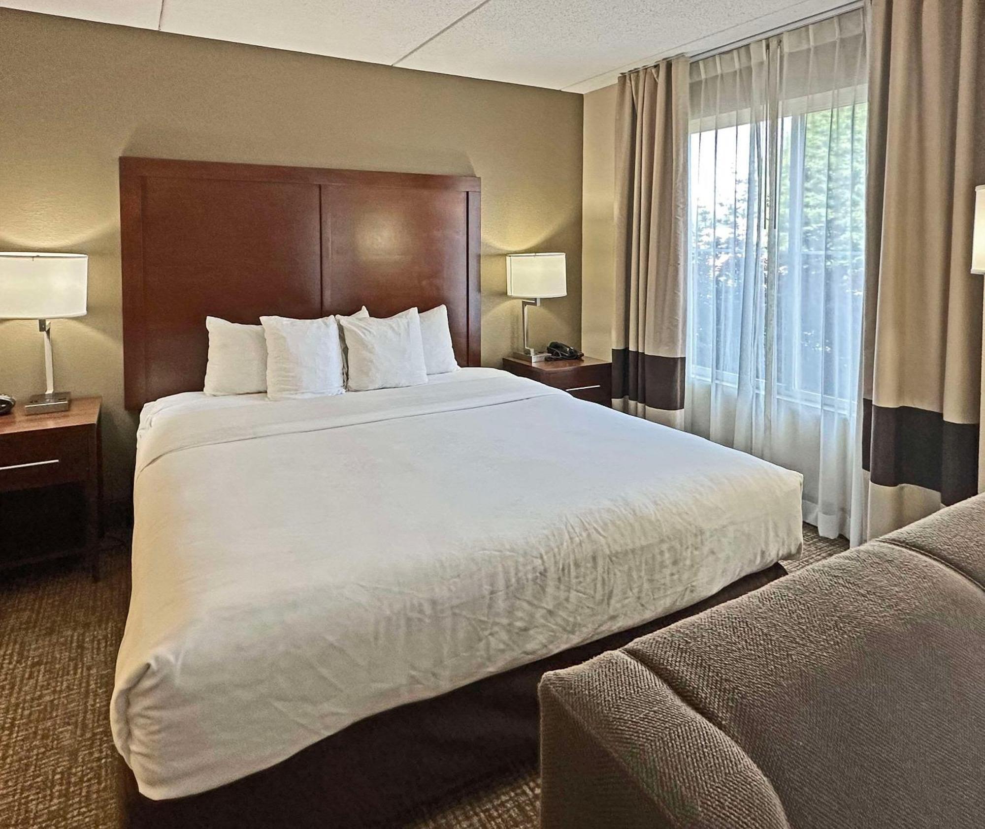 Comfort Suites Concord Mills Εξωτερικό φωτογραφία